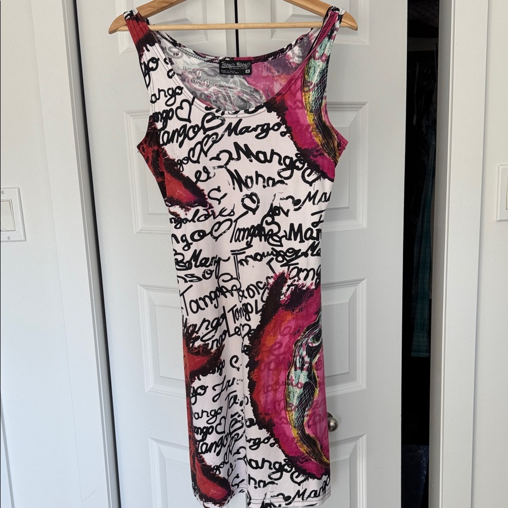 Tango mango  size M Women's Graphic Pink and Black Midi Dress